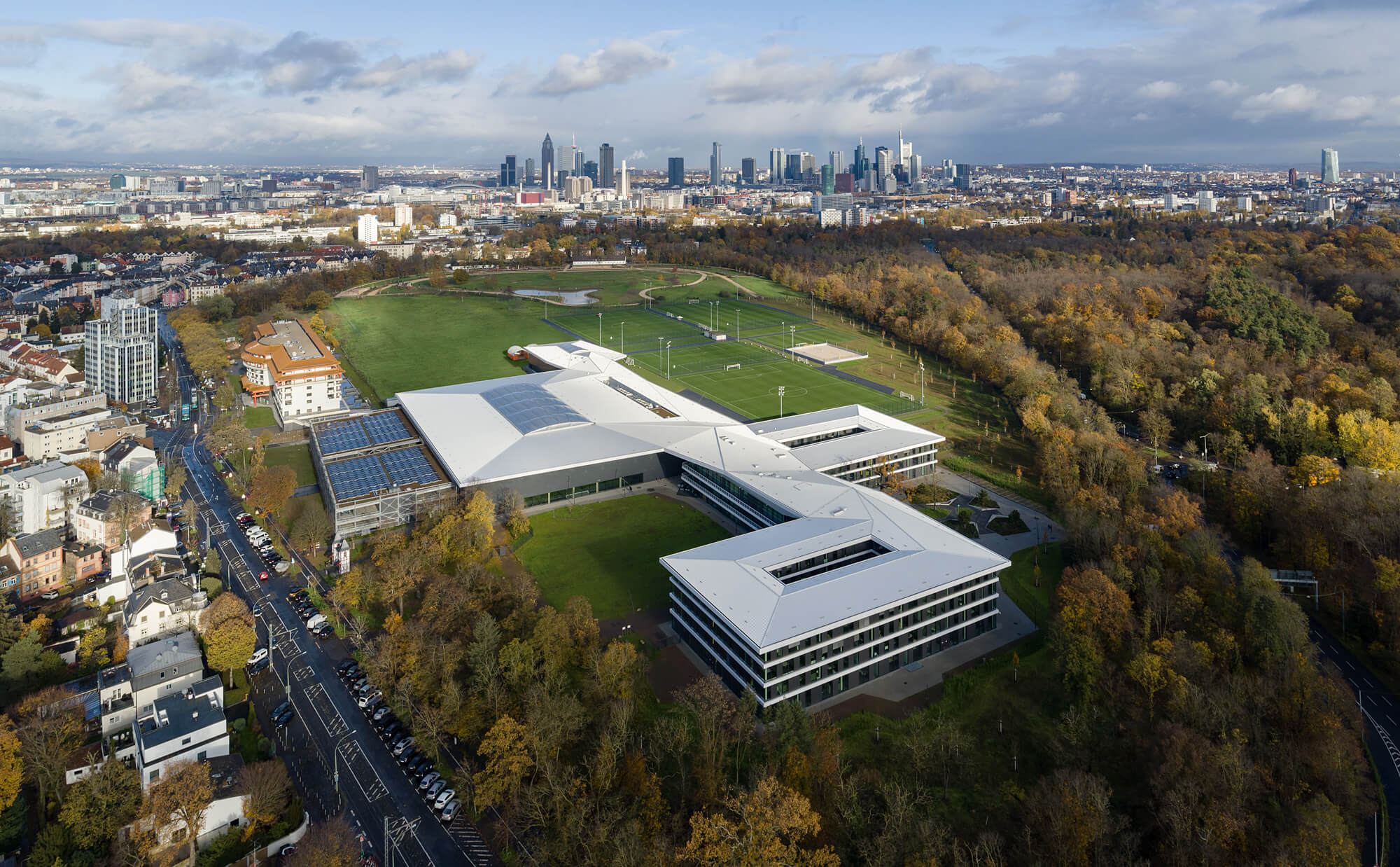 DFB Campus 02 HG Esch