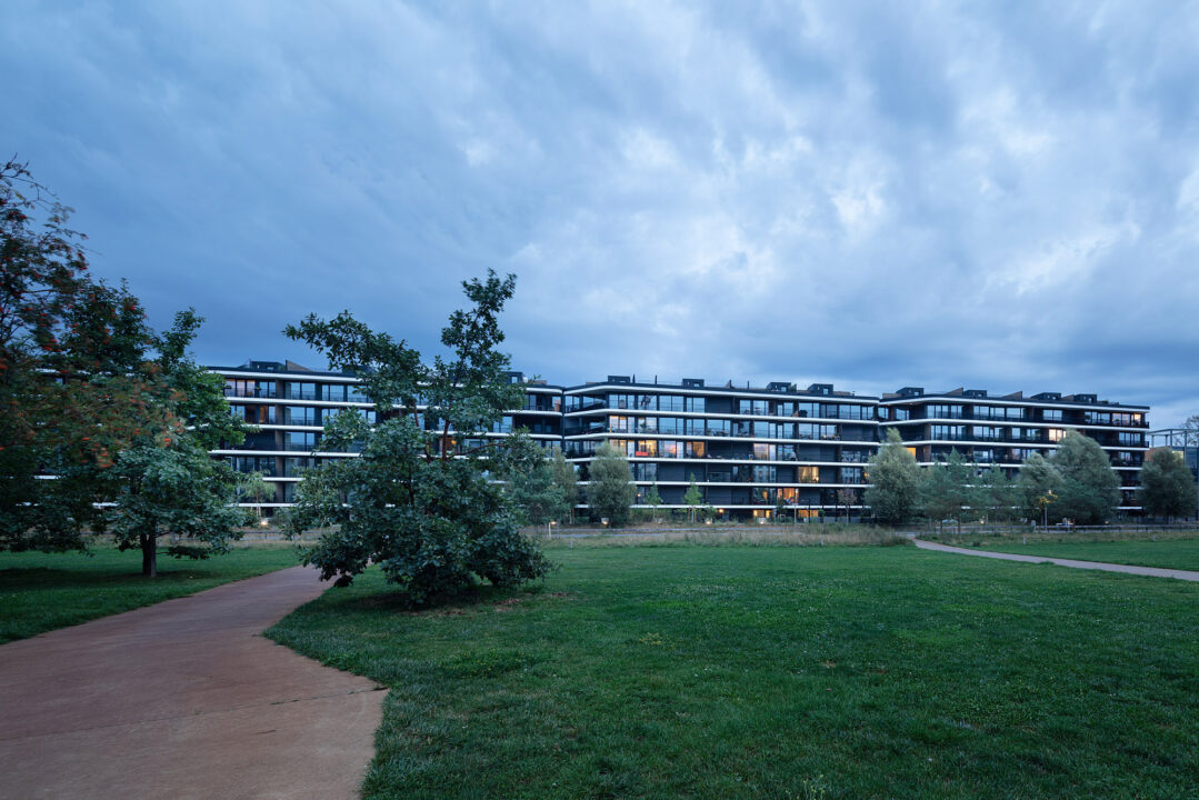 Gleis Park, Berlin – HG Esch